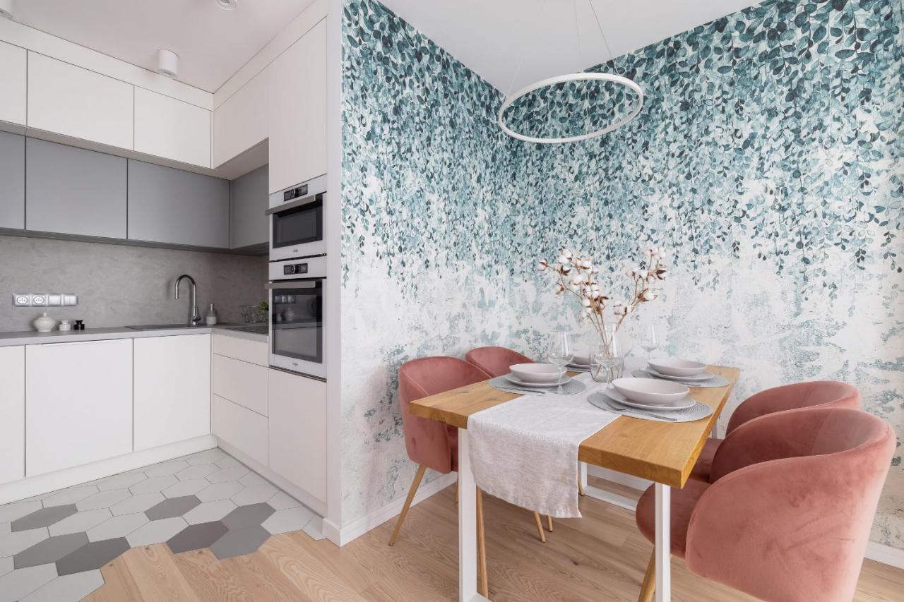 Vetulaniego Apartment With Air Conditioning & Parking By Renters Prestige Kraków Exteriör bild