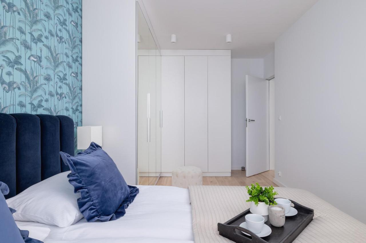 Vetulaniego Apartment With Air Conditioning & Parking By Renters Prestige Kraków Exteriör bild